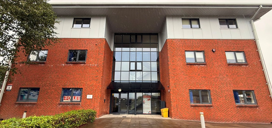 Glien House, 2 Cillefwr Road East, Carmarthen  SA31 3RU